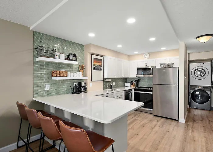 Beautiful 3 Bedroom With Side Ocean Views Ocean City