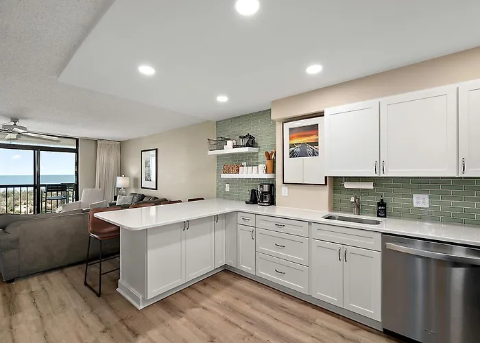Beautiful 3 Bedroom With Side Ocean Views * Ocean City