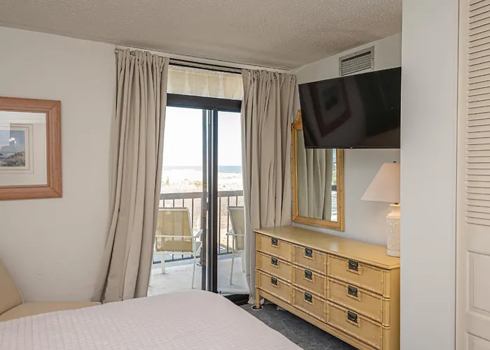 Beautiful 3 Bedroom With Side Ocean Views Ocean City
